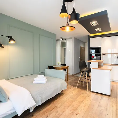 Daire Nowe Czyzyny Deluxe By Bookinghost